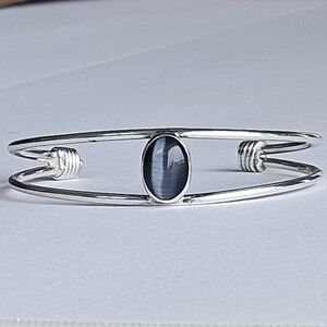 Vintage MCM Navajo Designer Sterling Silver Modernist Cats Eye Cuff Bracelet